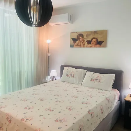 Dolce Azur Apartmens Warna